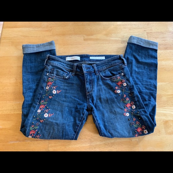 Pilcro hyphen mid rise embroidered jeans. - Picture 6 of 6